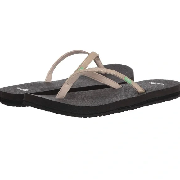 Sanuk Shoes Nwt Sanuk Flip Flops Poshmark